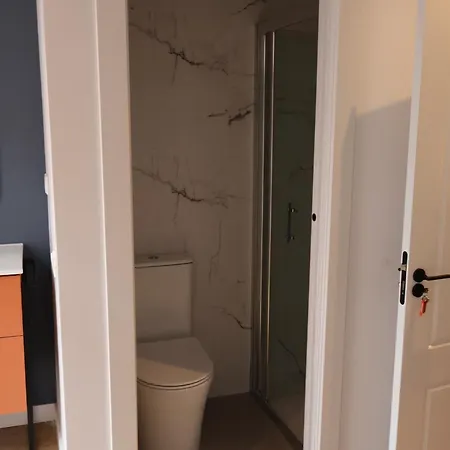 Mov Flexliving 홈스테이 오비에도